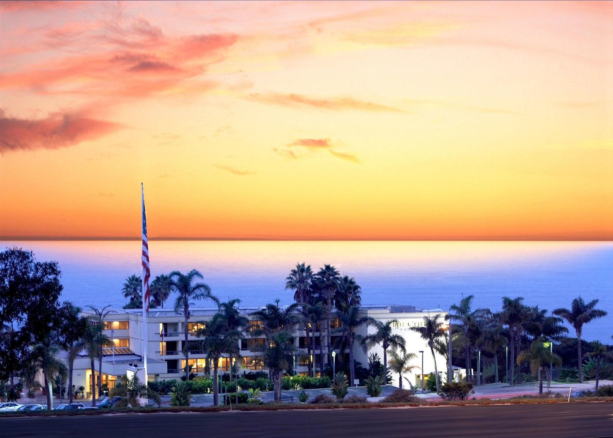 The Cliffs Hotel And Spa Pismo Beach Exterior photo